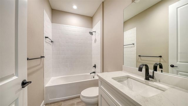 12705 PALATKA DRIVE, Venice, FL 34293