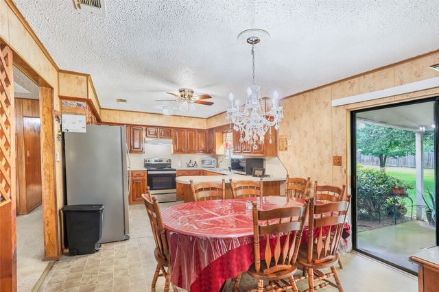 109 County Road 1224, Mt Pleasant, TX 75455