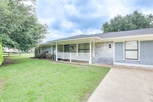 109 County Road 1224, Mt Pleasant, TX 75455