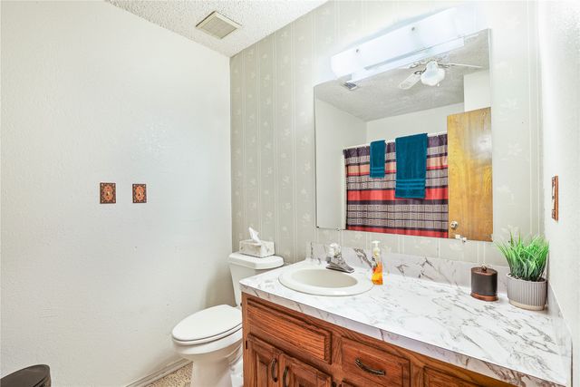 109 County Road 1224, Mt Pleasant, TX 75455