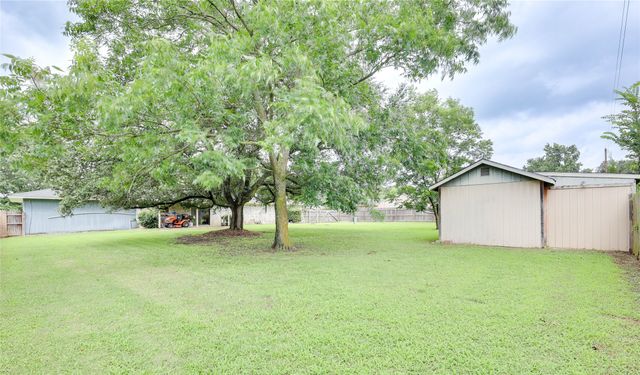 109 County Road 1224, Mt Pleasant, TX 75455