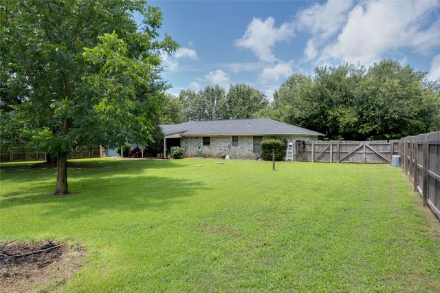 109 County Road 1224, Mt Pleasant, TX 75455