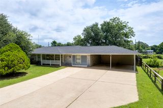 109 County Road 1224, Mt Pleasant, TX 75455