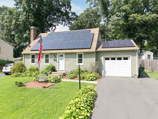 138 Endicott St, Springfield, MA 01118