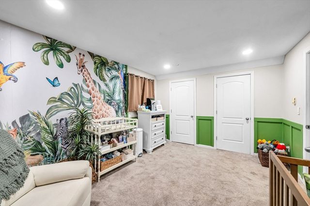 138 Endicott St, Springfield, MA 01118
