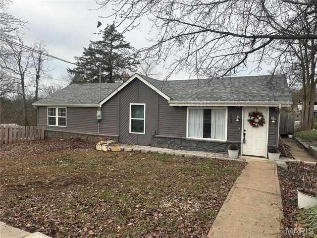 3994 Vogt Road, Byrnes Mill, MO 63051