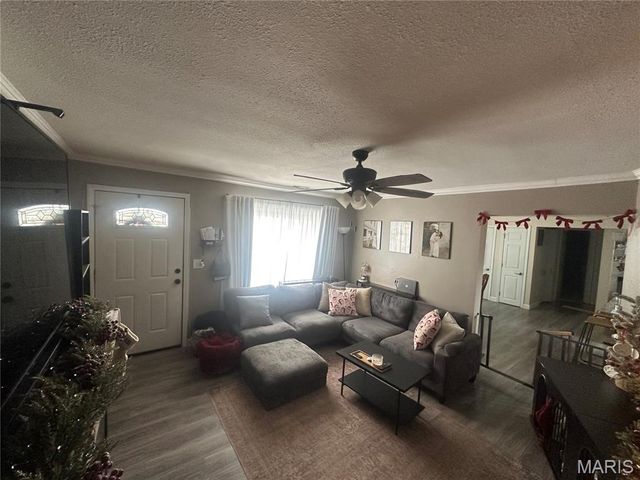 3994 Vogt Road, Byrnes Mill, MO 63051