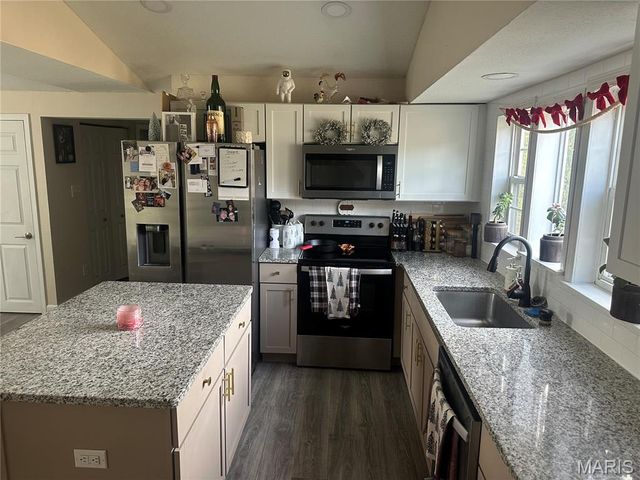 3994 Vogt Road, Byrnes Mill, MO 63051