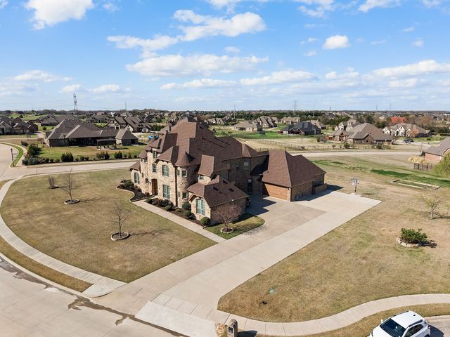 761 Kensington Drive, Mclendon Chisholm, TX 75032