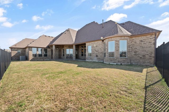 761 Kensington Drive, Mclendon Chisholm, TX 75032