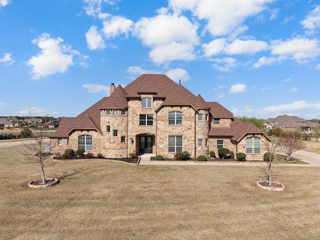761 Kensington Drive, Mclendon Chisholm, TX 75032