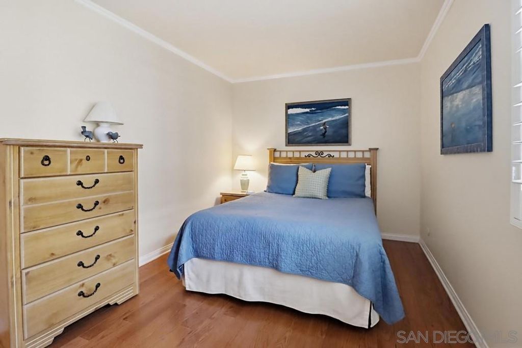 Image 31 of property listing at 313 I Ave, Coronado, CA 92118