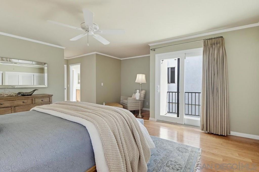 Image 37 of property listing at 313 I Ave, Coronado, CA 92118