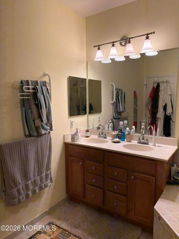 9208 Falston Circle 9208, Old Bridge, NJ 08857
