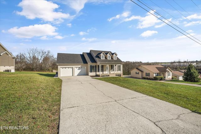 252 Perkins Lane, Jacksboro, TN 37757