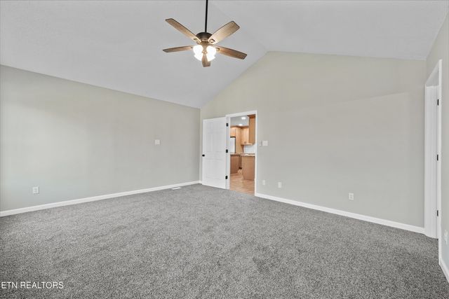 252 Perkins Lane, Jacksboro, TN 37757