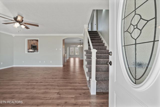 252 Perkins Lane, Jacksboro, TN 37757