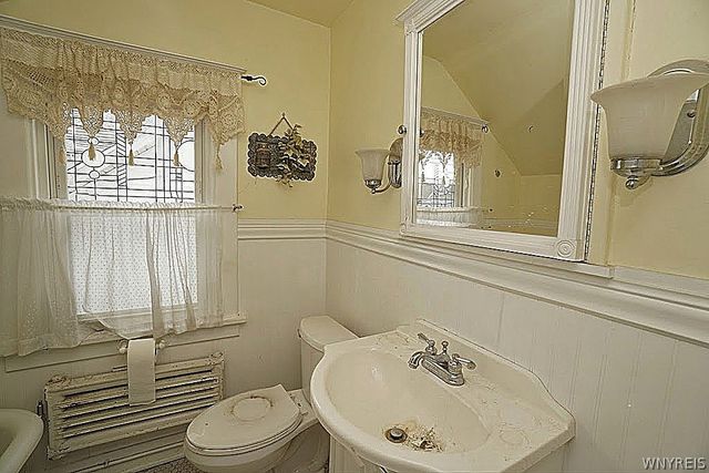 305 Norwalk Avenue, Buffalo, NY 14216