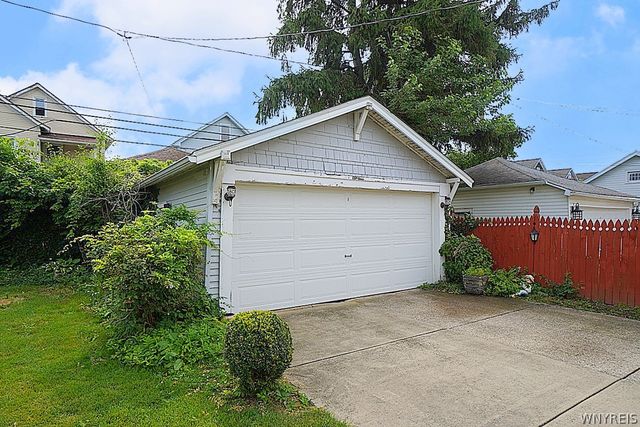 305 Norwalk Avenue, Buffalo, NY 14216