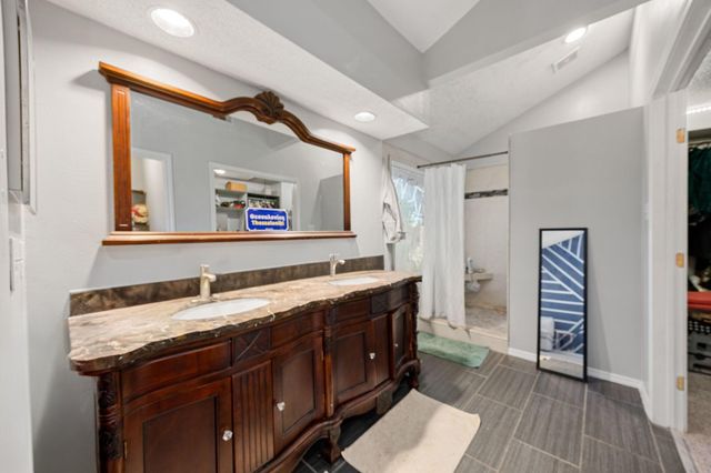 9907 Gold Cup Way, Houston, TX 77065