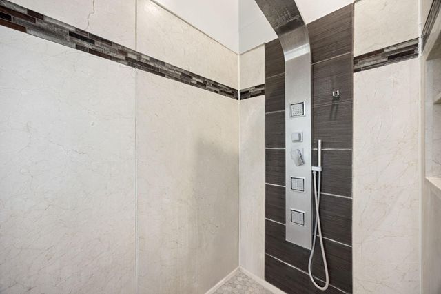 9907 Gold Cup Way, Houston, TX 77065