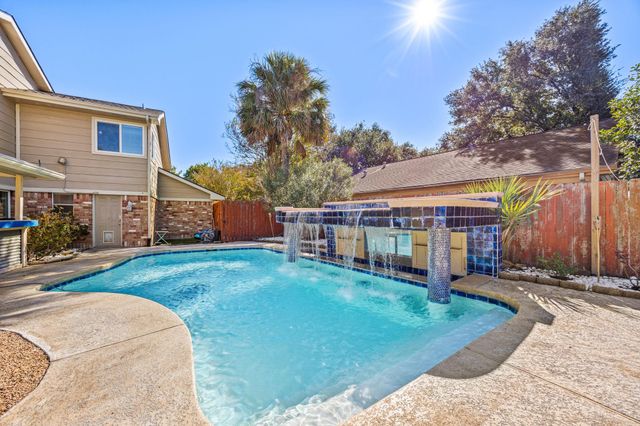 9907 Gold Cup Way, Houston, TX 77065