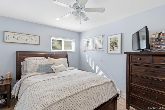 9 Fox Lane, Shoreham, NY 11786