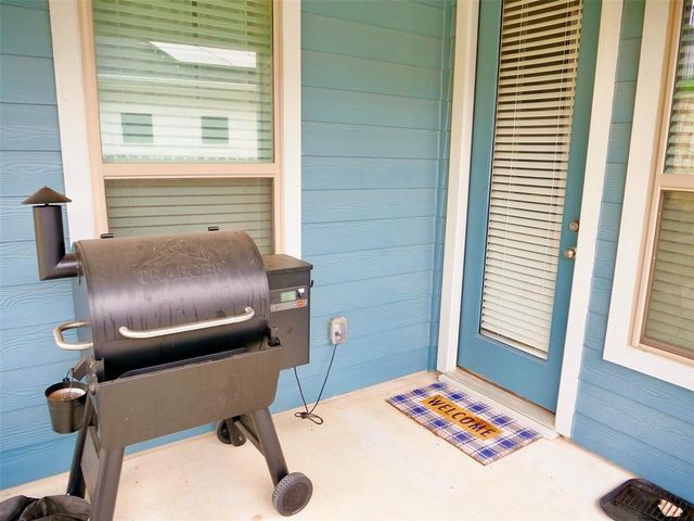 9621 EVENING CANOPY DR, Manor, TX 78653