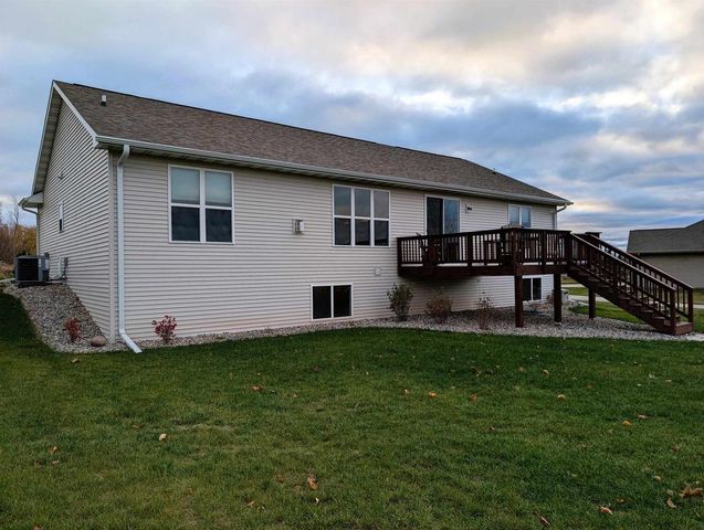 1759 DALLAS LANE, De Pere, WI 54115