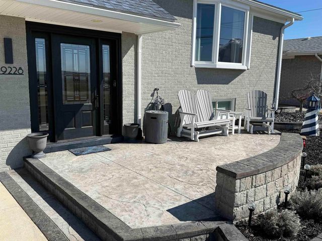 39228 Venetian Drive, Harrison Twp, MI 48045