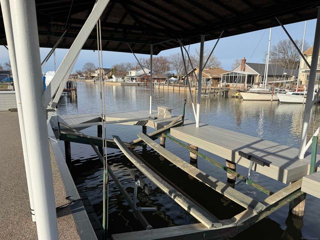 39228 Venetian Drive, Harrison Twp, MI 48045