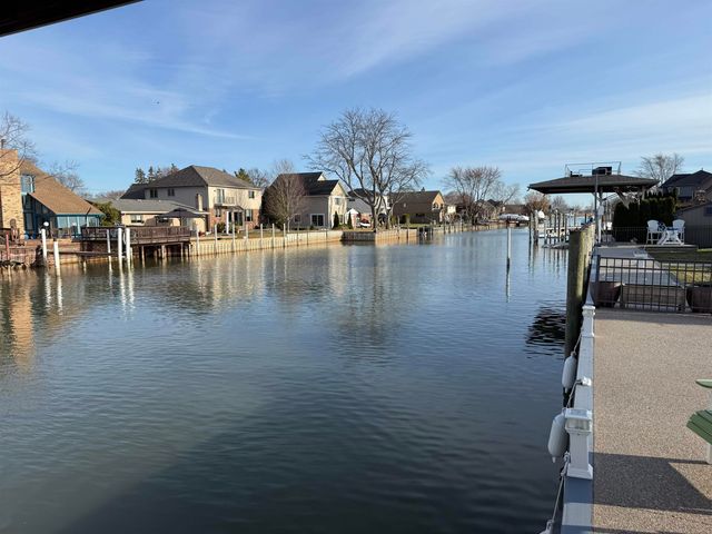 39228 Venetian Drive, Harrison Twp, MI 48045