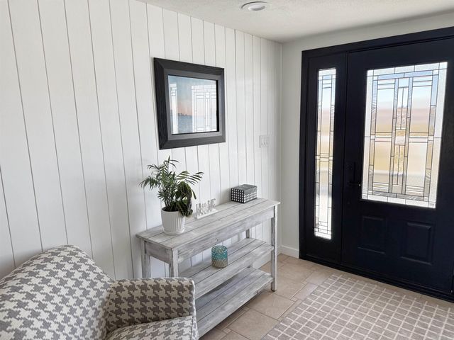 39228 Venetian Drive, Harrison Twp, MI 48045