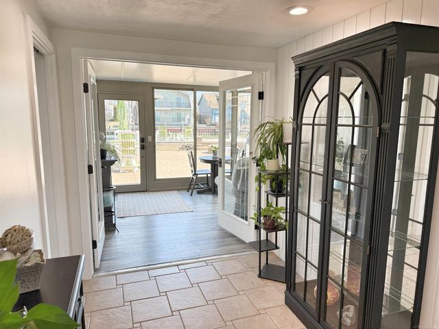 39228 Venetian Drive, Harrison Twp, MI 48045