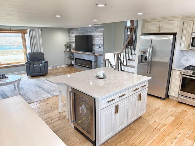 39228 Venetian Drive, Harrison Twp, MI 48045