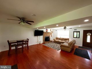 104 CHINKAPIN AVE, Williamstown, NJ 08094