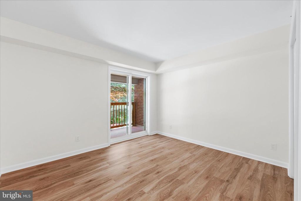 Image 21 of property listing at 604 NEWBRIDGE CT #3-604, Arnold, MD 21012