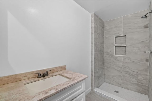 5121 PICADILLY CIRCUS COURT, Orlando, FL 32839