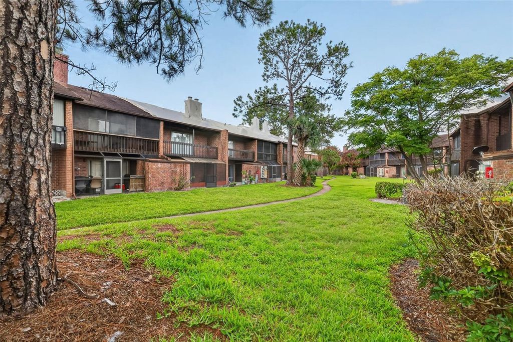 Image 1 of property listing at 5121 PICADILLY CIRCUS COURT, Orlando, FL 32839
