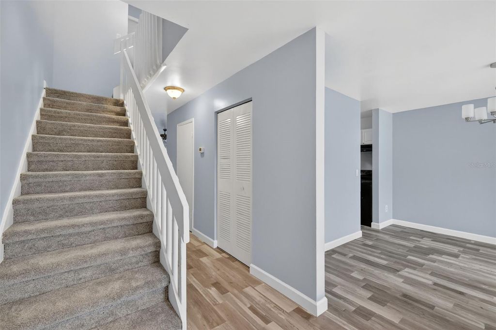 Image 2 of property listing at 5121 PICADILLY CIRCUS COURT, Orlando, FL 32839