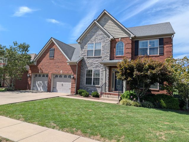 132 Sunningdale Drive, Georgetown, KY 40324