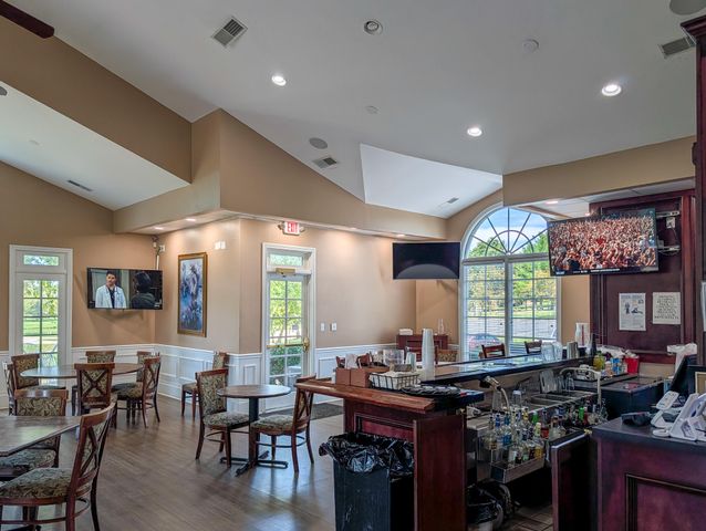 132 Sunningdale Drive, Georgetown, KY 40324