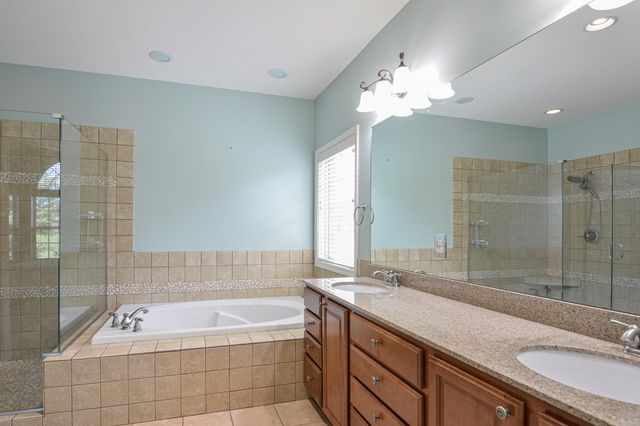 132 Sunningdale Drive, Georgetown, KY 40324