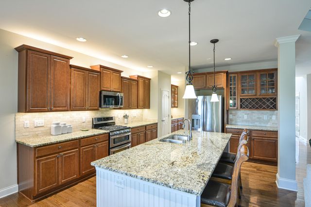 132 Sunningdale Drive, Georgetown, KY 40324