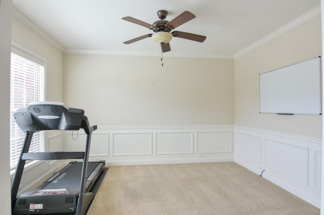 132 Sunningdale Drive, Georgetown, KY 40324