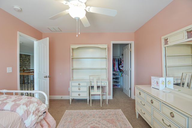 132 Sunningdale Drive, Georgetown, KY 40324
