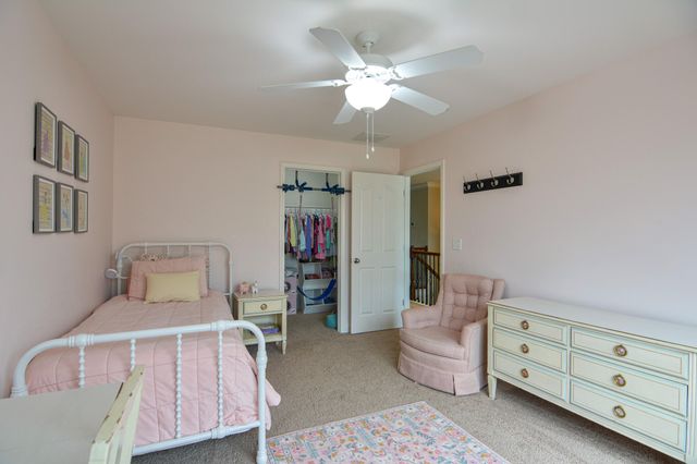 132 Sunningdale Drive, Georgetown, KY 40324