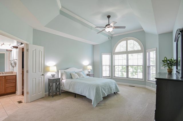 132 Sunningdale Drive, Georgetown, KY 40324