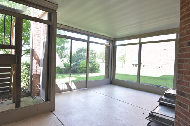 132 Sunningdale Drive, Georgetown, KY 40324