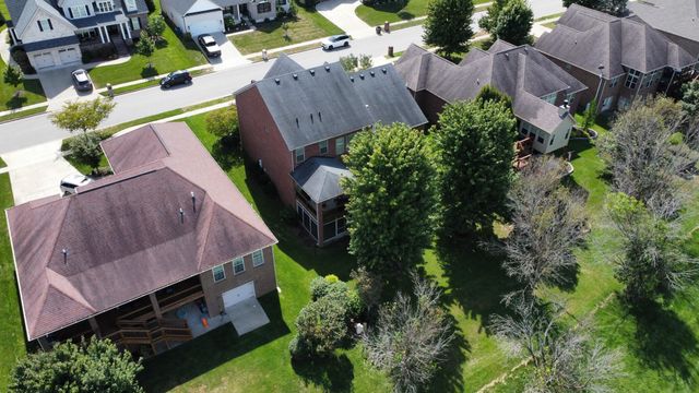 132 Sunningdale Drive, Georgetown, KY 40324